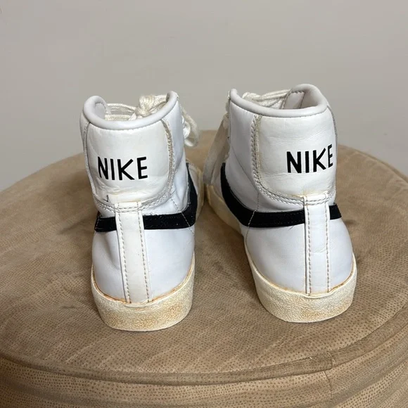 Nike Blazer Mid ‘77 Vintage - Picture 4 of 7